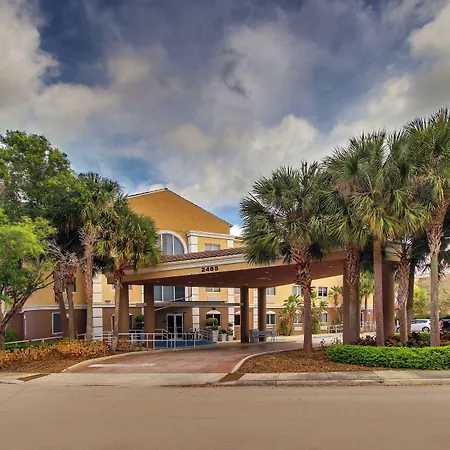 Holiday Inn Express West Palm Beach Metrocentre By Ihg-2
