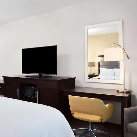 Hampton Inn Hallandale Beach-Aventura-3