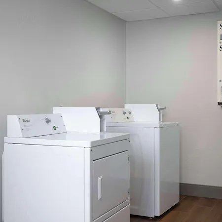Spark By Hilton Miami Doral-2
