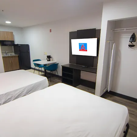 Studio 6 Extended Stay - West Palm Beach, Fl-3