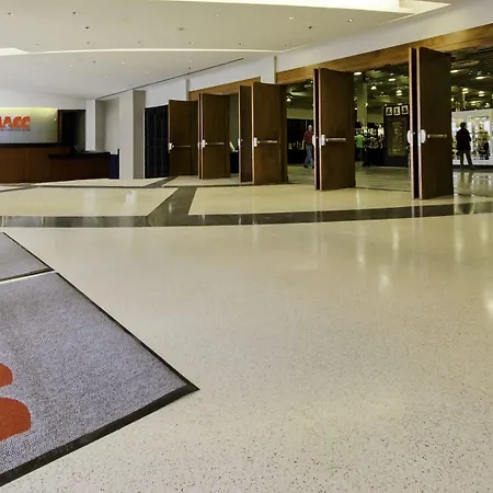 Doubletree By Hilton Hotel Miami Airport & Convention Center-3