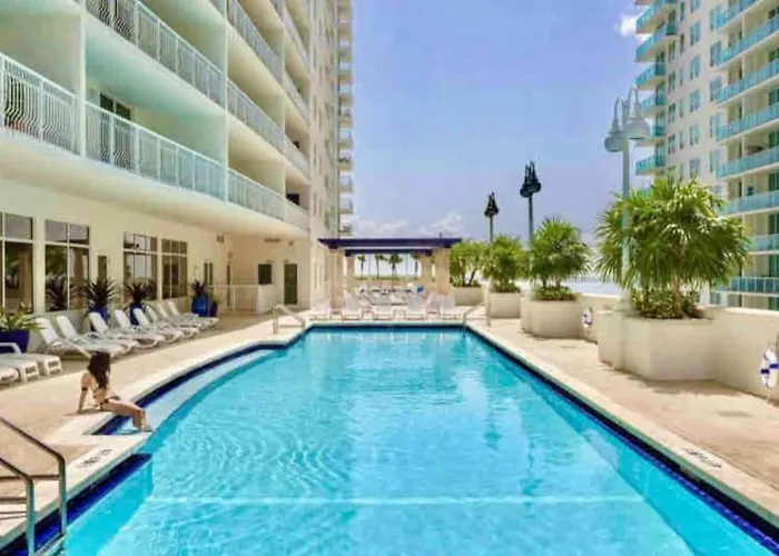 Luxurious 1Br High Rise Condo Brickell-Free Parking