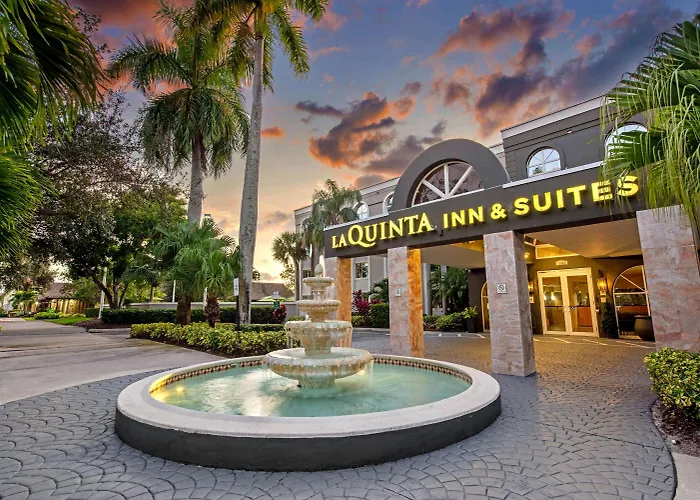 Coral Springs hotels near Betti Stradling Park