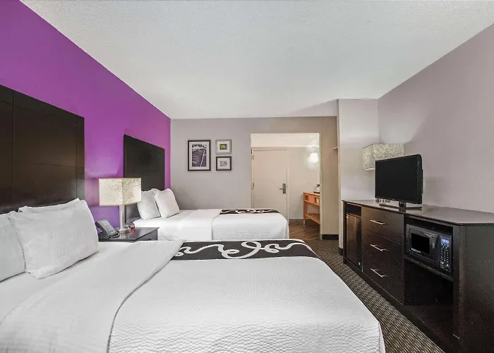 Miami Lakes Hotels