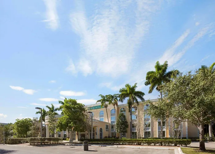 Hoteles que admiten Mascotas en Sunrise 