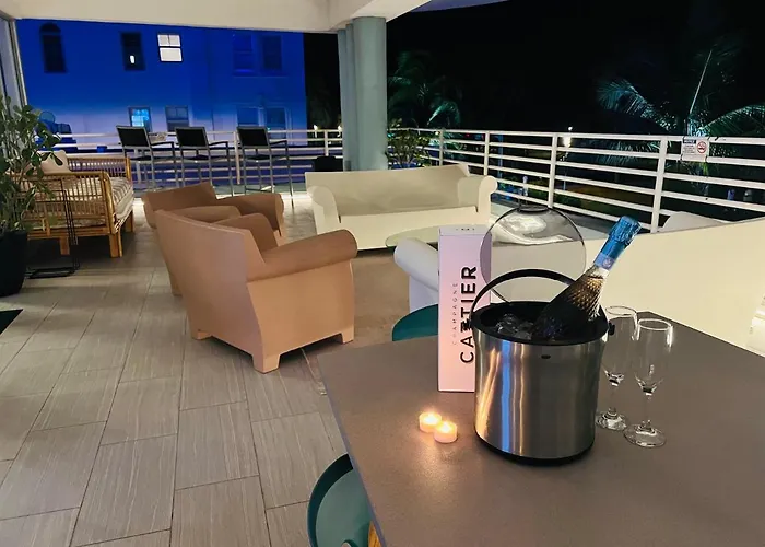 Boutique Suite With Huge Terrace And Rooftop Pool Miami Beach