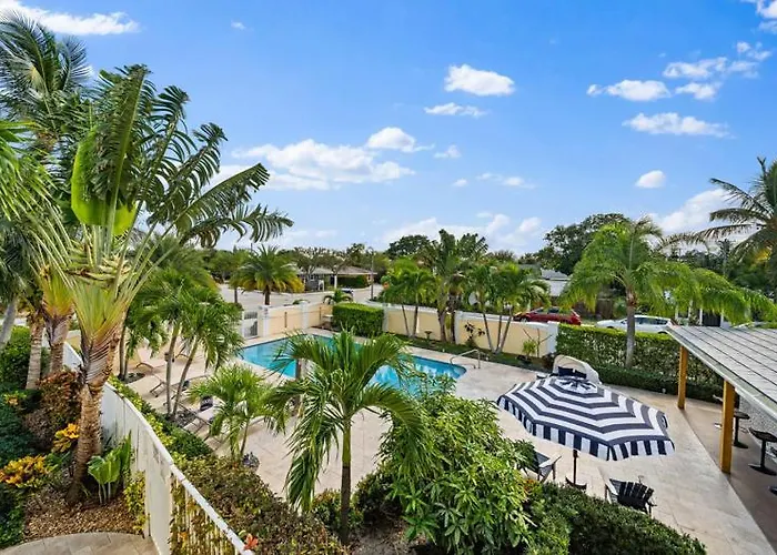 Capri Inn Villa
