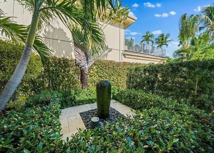 Capri Inn Villa