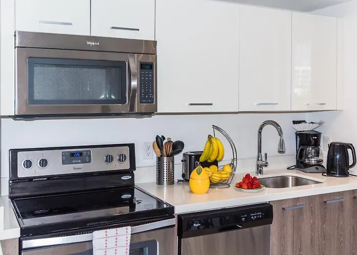 Vacation Apartment Rentals in Bay Harbor Islands