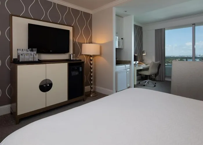 One-Bedroom Apartment Miami Beach