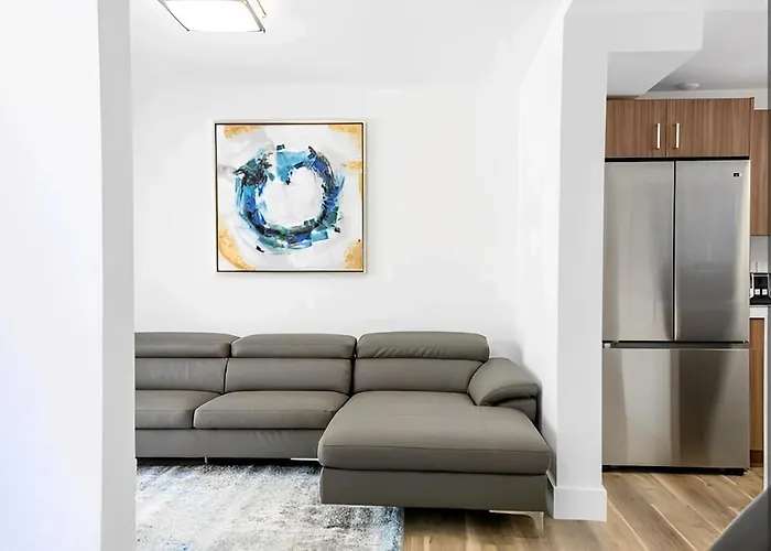 Townhouse Coconut Grove - Miami Hotel