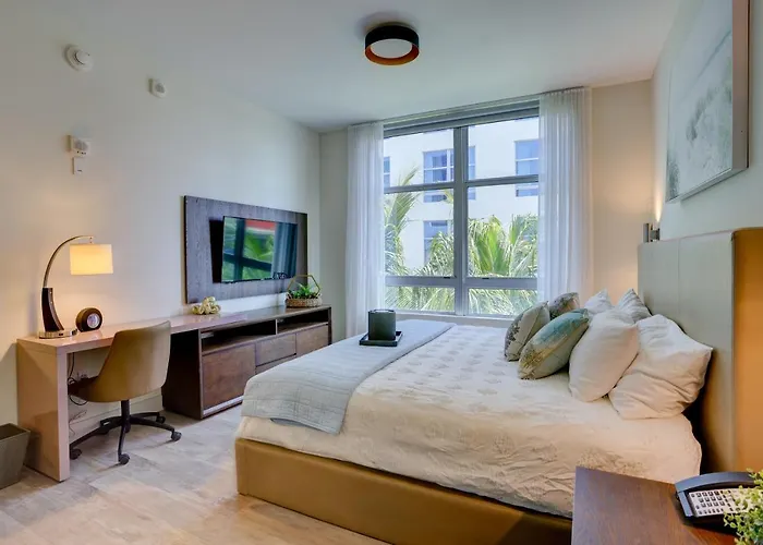 New! Beach Access With Rooftop Pool Aparthotel Hollywood