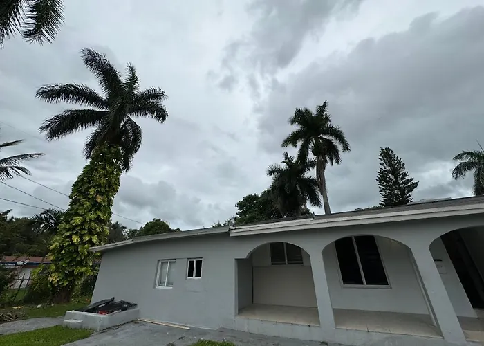 Villa By Eco Shared Miami