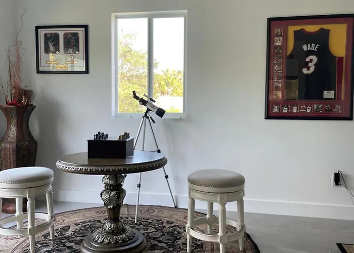 The Lake House Fort Lauderdale