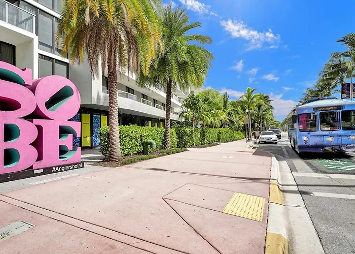 Sobe Monarch 1 - 2 Bedroom 2 Bathroom - Modern Apts -Walk To Ocean Drive -2 Independent 1 Bedroom 1 Bathroom Apts