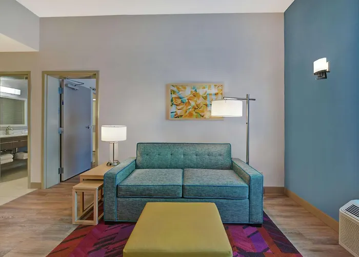 Home2 Suites By Hilton West Palm Beach Airport Cloud Lake