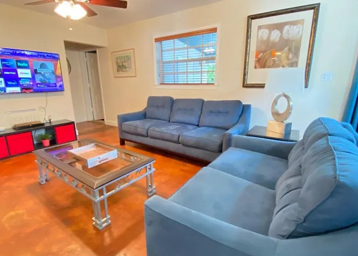 Cabin Rentals in South Miami