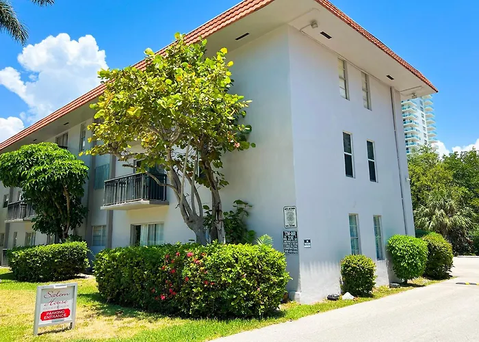 Vacation Apartment Rentals in Sunny Isles Beach