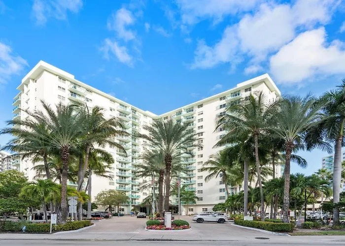 The Tides Ocean Luxury Suites