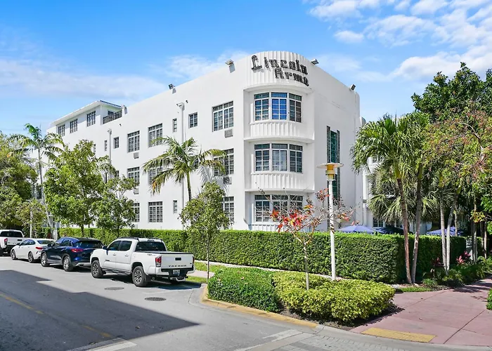 Lincoln Arms Suites
