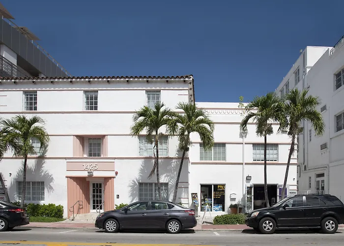 President Hotel Villa