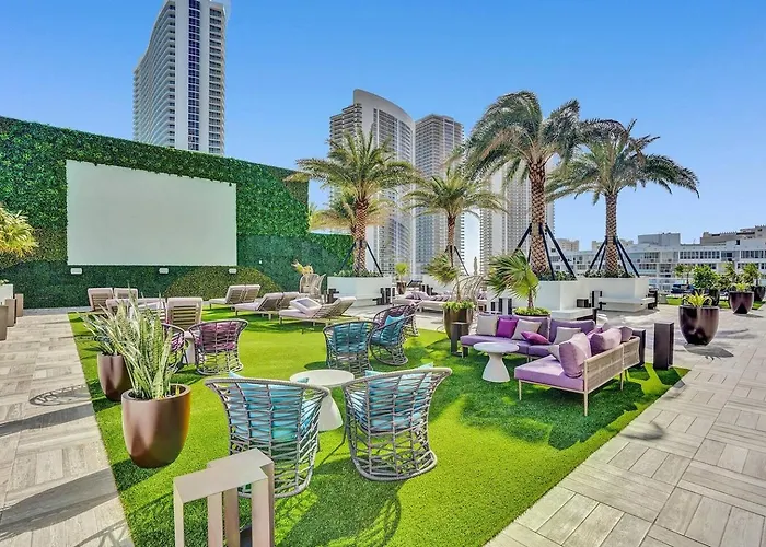 Amazing Apartments At H Beach House Hollywood
