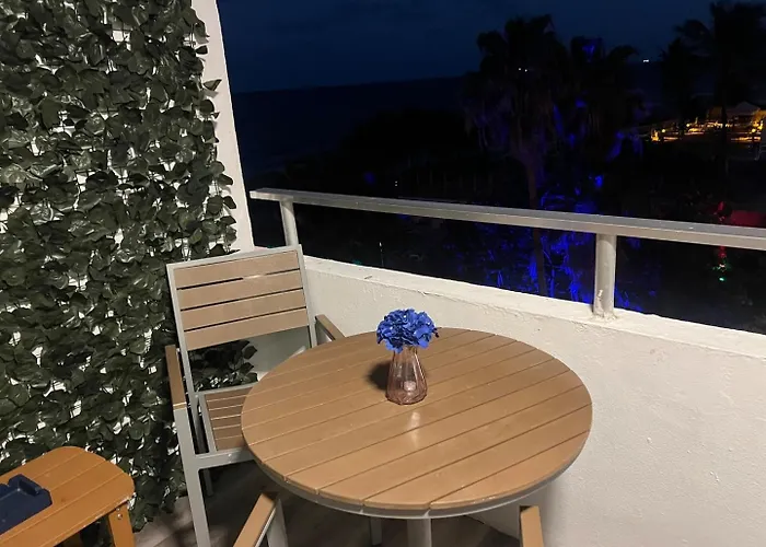Ocean Manor Tiki Sunset Retreat