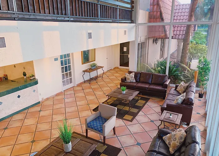 Miami Gardens Inn & Suites