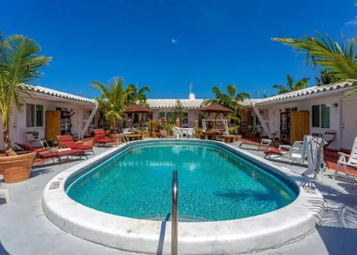 Green Seas Motel Hollywood