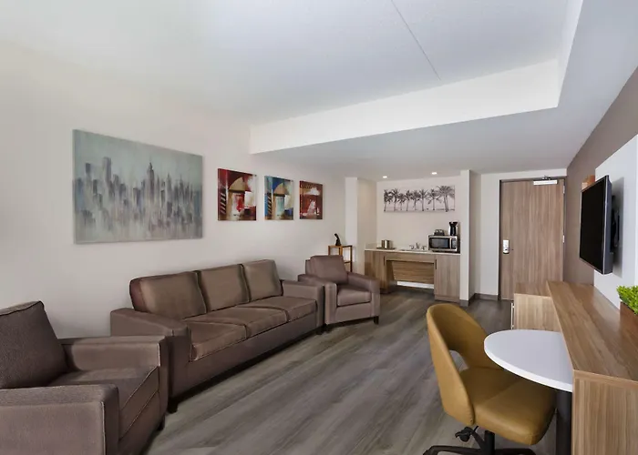 Wyndham Garden Ft Lauderdale Airport & Cruise Port