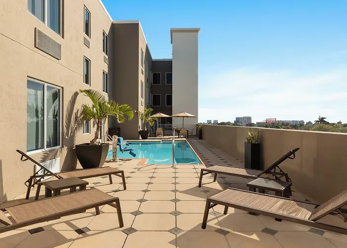 Holiday Inn Express Fort Lauderdale Airport South By Ihg Dania Beach