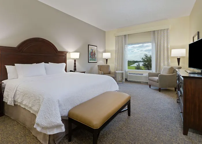 Hampton Inn & Suites Wellington