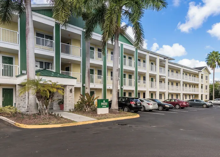 Hometowne Studios By Red Roof Fort Lauderdale