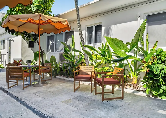Tiana Beach Inn Hollywood