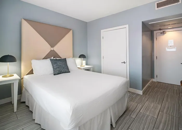 Kasa La Flora Miami Beach