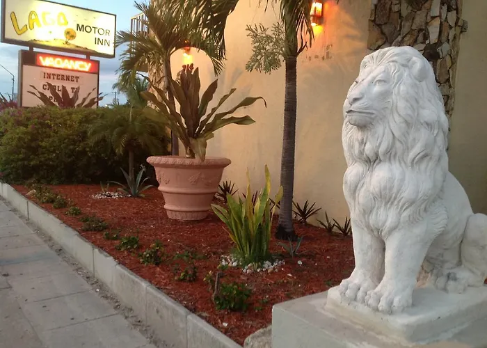 Lago Motor Inn