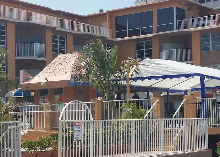 Seaspray Inn Beach Resort