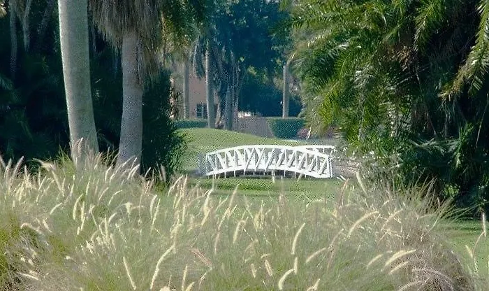 Hollywood Beach Golf Resort
