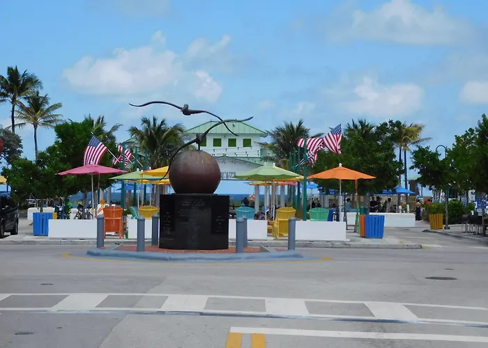 Lauderdale-by-the-Sea Self Catering Holidays